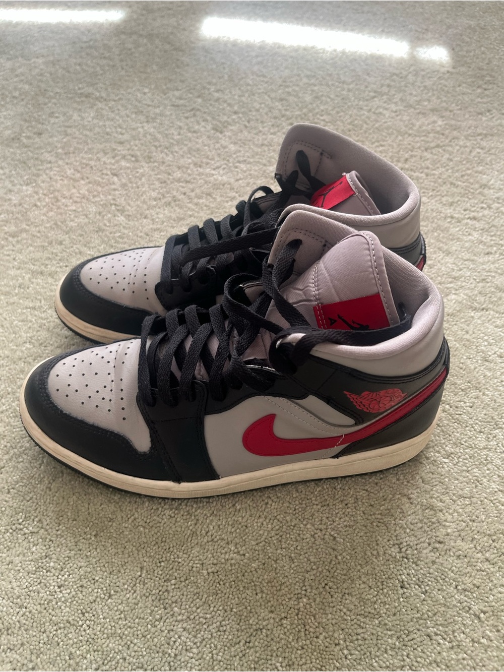 Jordan 1 Mid Black College Grey Gym Red